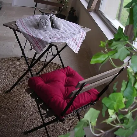 Les Peyrets Bed & Breakfast *